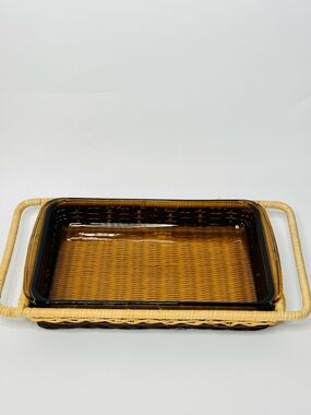 Pyrex 232 N Amber Glass Baking Dish with Handled Wooden Carrier 28x18x4 cm